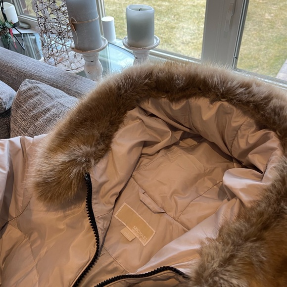 Beautiful, warm Michael Kors women’s winterr jackett size L - Picture 12 of 14